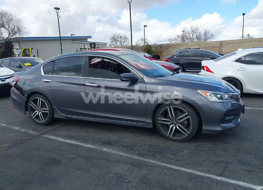 Photo 13 of 2017 Honda Accord SPORT (VIN 1HGCR2F52HA013065)
