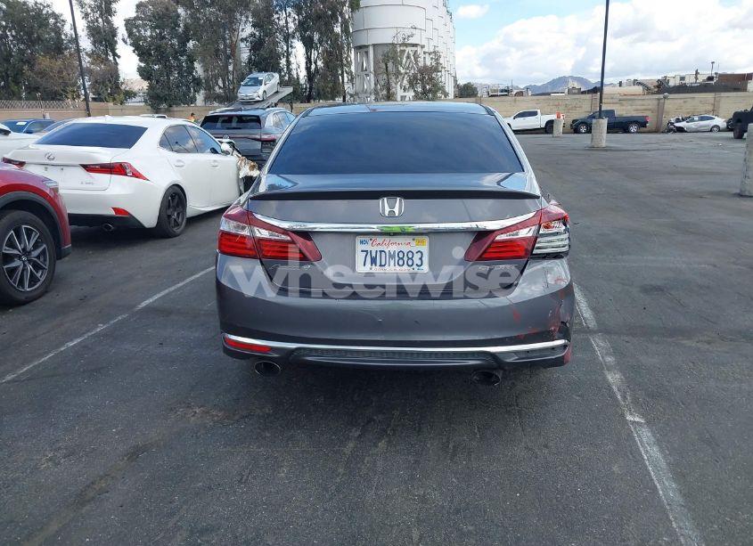 Photo 16 of 2017 Honda Accord SPORT (VIN 1HGCR2F52HA013065)