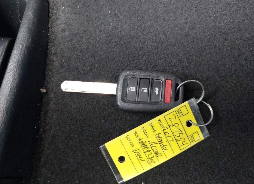 Photo 11 of 2017 Honda Accord SPORT (VIN 1HGCR2F52HA018234)