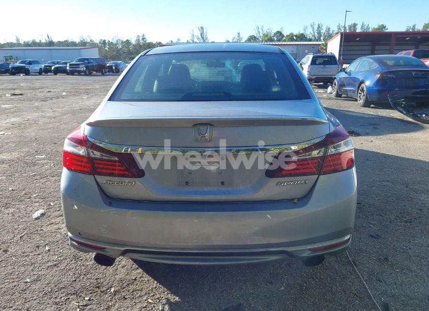 Photo 17 of 2017 Honda Accord SPORT (VIN 1HGCR2F52HA030853)