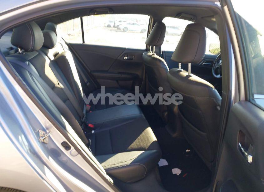 Photo 8 of 2017 Honda Accord SPORT (VIN 1HGCR2F52HA030853)