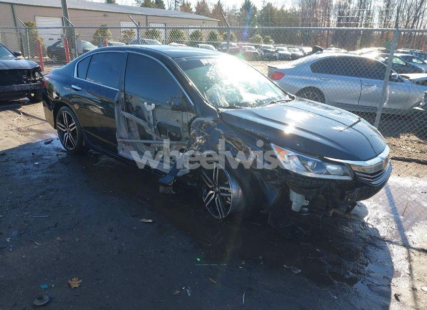2017 Honda Accord SPORT (VIN 1HGCR2F52HA105082) main photo
