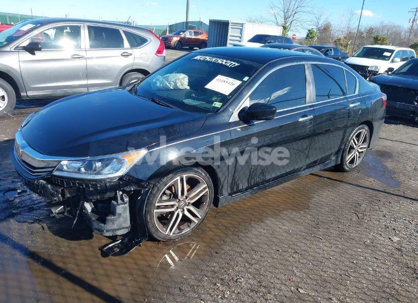 Photo 15 of 2017 Honda Accord SPORT (VIN 1HGCR2F52HA105082)