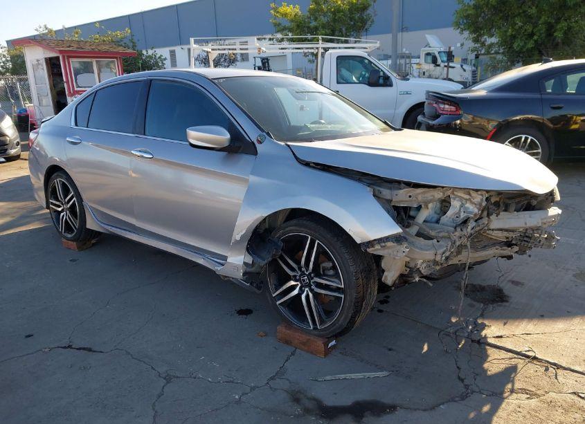 2017 Honda Accord SPORT (VIN 1HGCR2F52HA115689) main photo