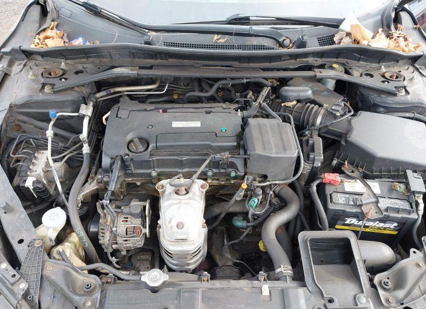 Photo 10 of 2017 Honda Accord SPORT (VIN 1HGCR2F52HA119113)