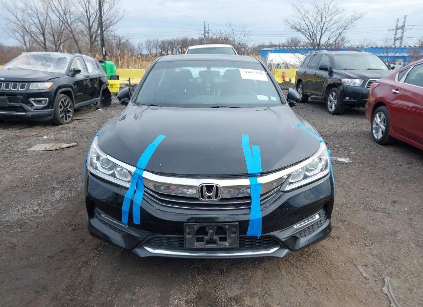 Photo 12 of 2017 Honda Accord SPORT (VIN 1HGCR2F52HA119113)