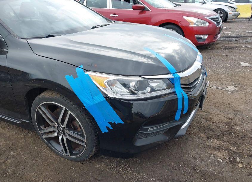 Photo 18 of 2017 Honda Accord SPORT (VIN 1HGCR2F52HA119113)