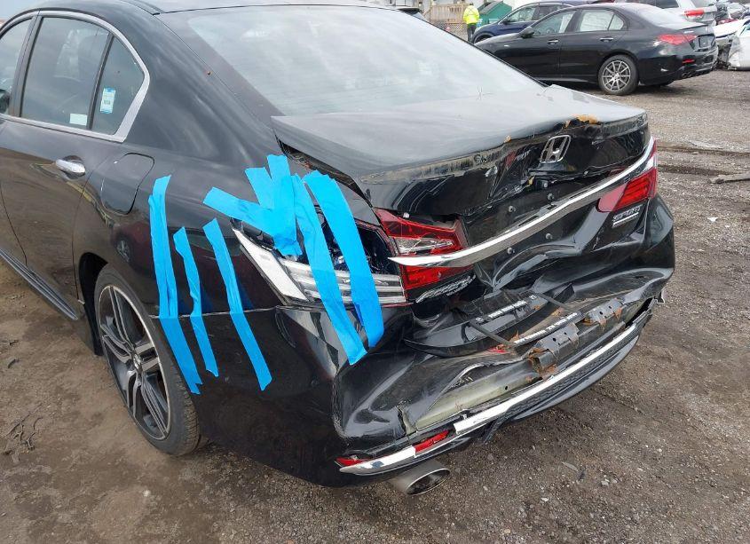 Photo 6 of 2017 Honda Accord SPORT (VIN 1HGCR2F52HA119113)