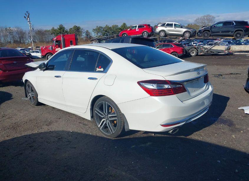 Photo 14 of 2017 Honda Accord SPORT (VIN 1HGCR2F52HA133979)