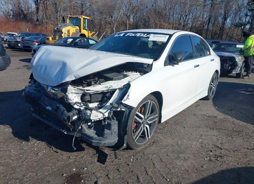 Photo 2 of 2017 Honda Accord SPORT (VIN 1HGCR2F52HA133979)