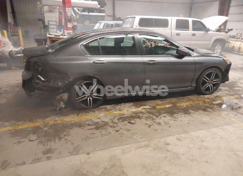 Photo 14 of 2017 Honda Accord SPORT (VIN 1HGCR2F52HA163600)