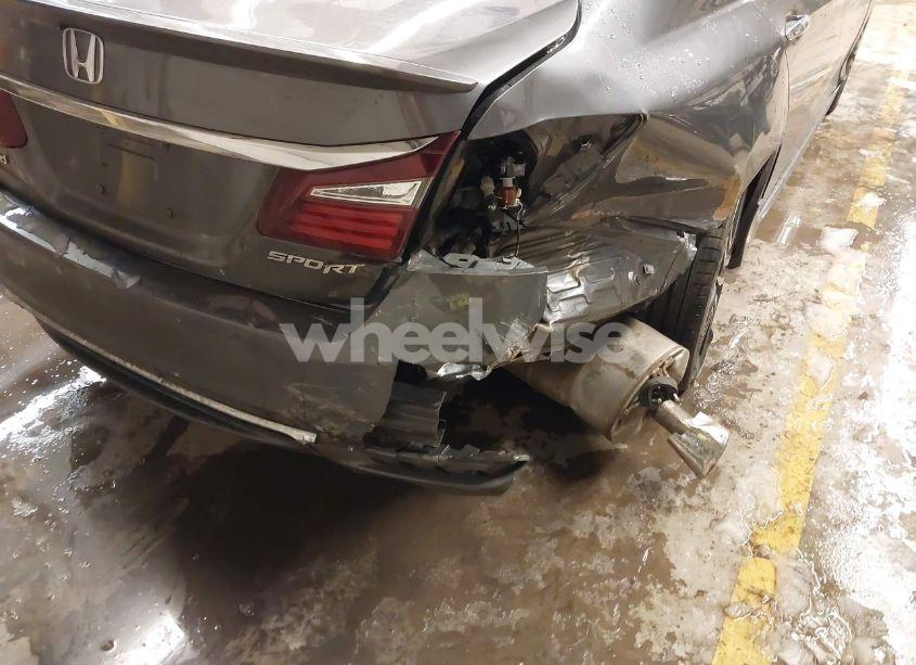 Photo 18 of 2017 Honda Accord SPORT (VIN 1HGCR2F52HA163600)