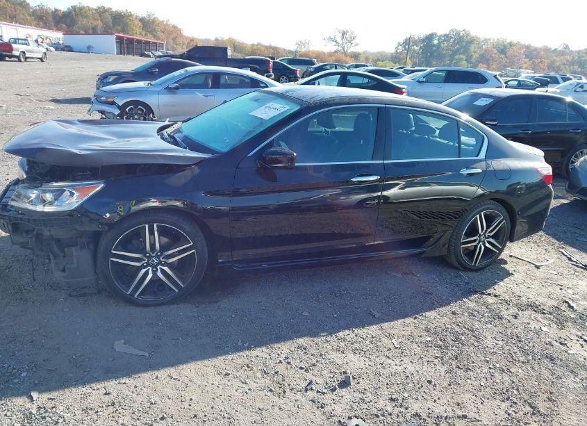 Photo 14 of 2017 Honda Accord SPORT (VIN 1HGCR2F52HA205487)