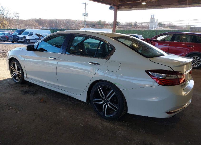 Photo 3 of 2017 Honda Accord SPORT (VIN 1HGCR2F52HA208938)