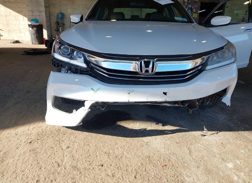 Photo 6 of 2017 Honda Accord SPORT (VIN 1HGCR2F52HA208938)