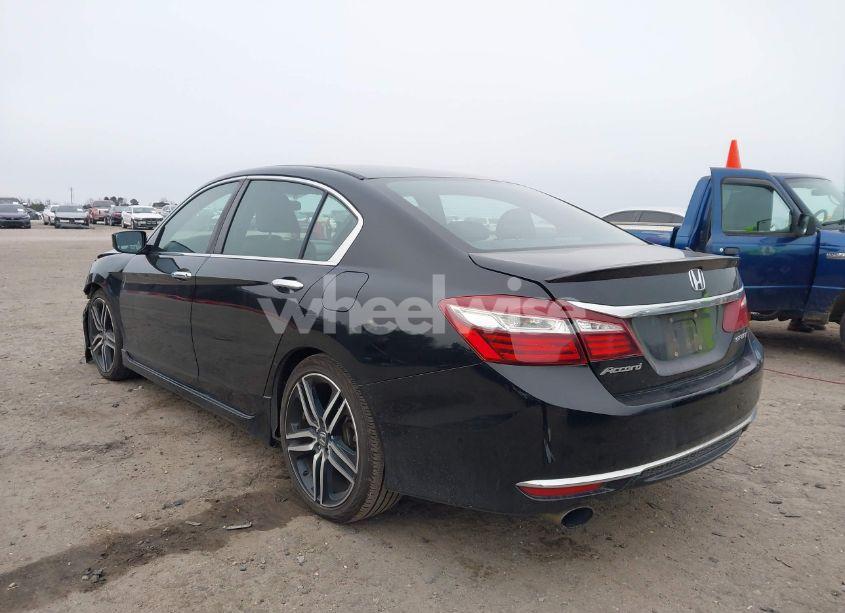 Photo 3 of 2017 Honda Accord SPORT (VIN 1HGCR2F52HA216571)