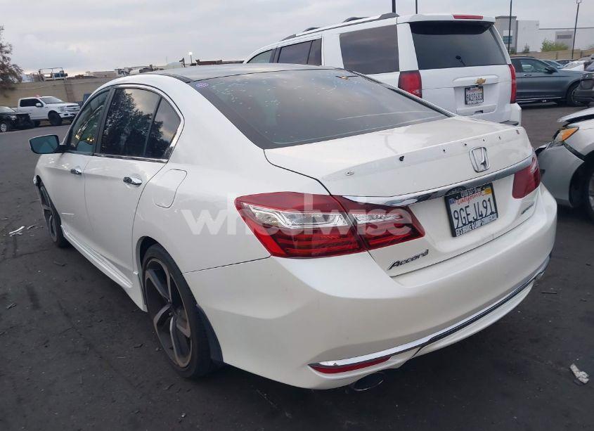 Photo 3 of 2017 Honda Accord SPORT (VIN 1HGCR2F52HA220832)