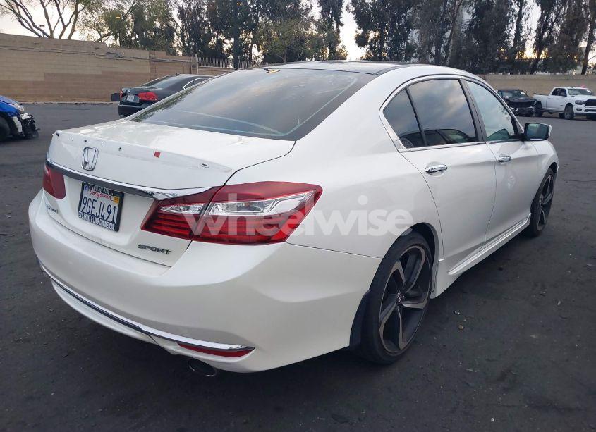 Photo 4 of 2017 Honda Accord SPORT (VIN 1HGCR2F52HA220832)