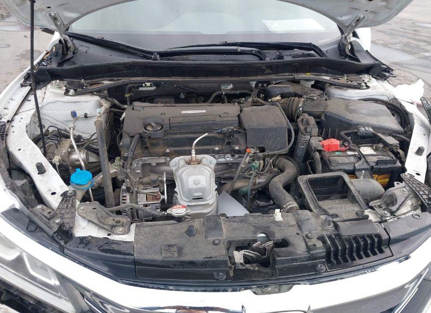 Photo 10 of 2017 Honda Accord SPORT (VIN 1HGCR2F52HA267083)