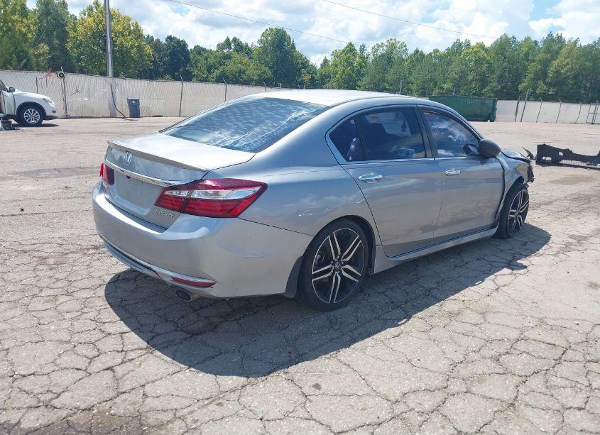 Photo 4 of 2017 Honda Accord SPORT (VIN 1HGCR2F52HA304066)