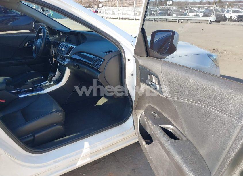 Photo 5 of 2013 Honda Accord SPORT (VIN 1HGCR2F53DA100838)