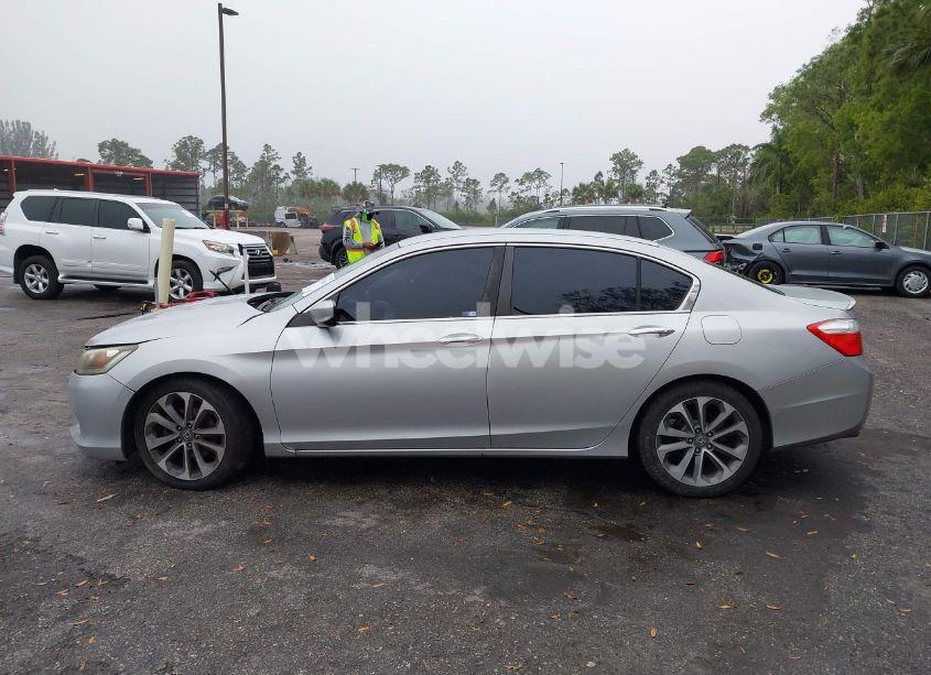 Photo 14 of 2013 Honda Accord SPORT (VIN 1HGCR2F53DA131541)