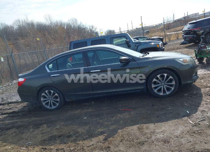 Photo 13 of 2013 Honda Accord SPORT (VIN 1HGCR2F53DA153121)
