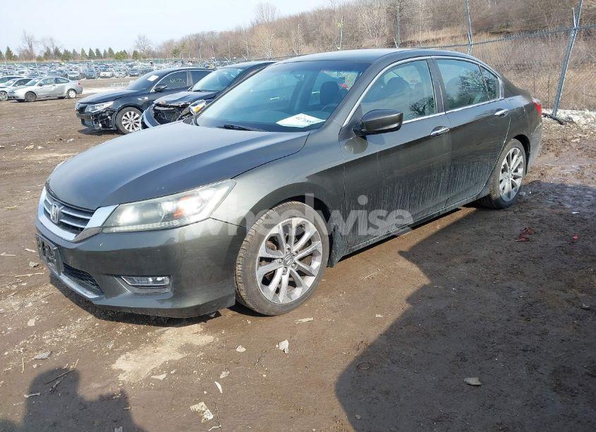 Photo 2 of 2013 Honda Accord SPORT (VIN 1HGCR2F53DA153121)