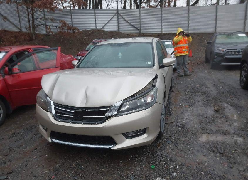 Photo 13 of 2013 Honda Accord SPORT (VIN 1HGCR2F53DA247239)