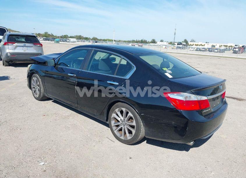 Photo 3 of 2013 Honda Accord SPORT (VIN 1HGCR2F53DA251033)