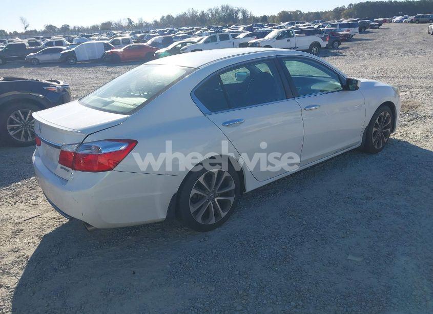 Photo 4 of 2014 Honda Accord SPORT (VIN 1HGCR2F53EA004743)