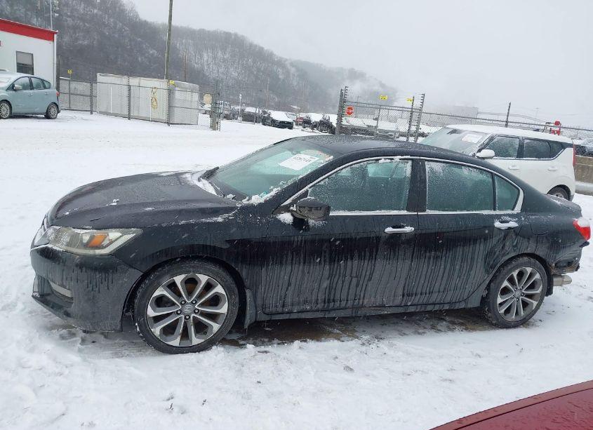 Photo 14 of 2014 Honda Accord SPORT (VIN 1HGCR2F53EA013619)