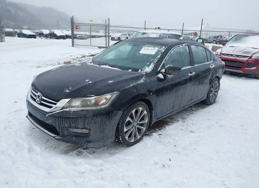 Photo 2 of 2014 Honda Accord SPORT (VIN 1HGCR2F53EA013619)