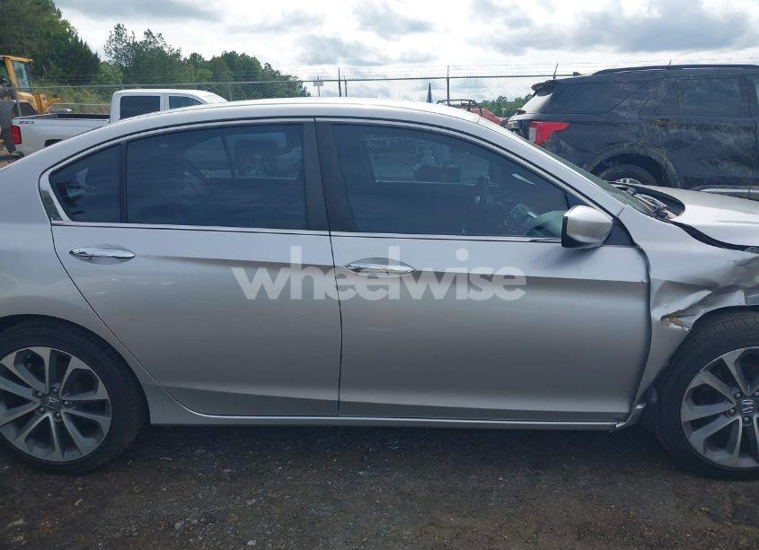 Photo 13 of 2014 Honda Accord SPORT (VIN 1HGCR2F53EA032302)