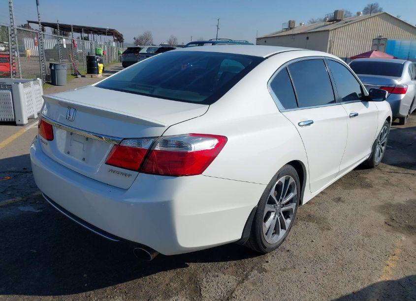 Photo 4 of 2014 Honda Accord SPORT (VIN 1HGCR2F53EA202223)