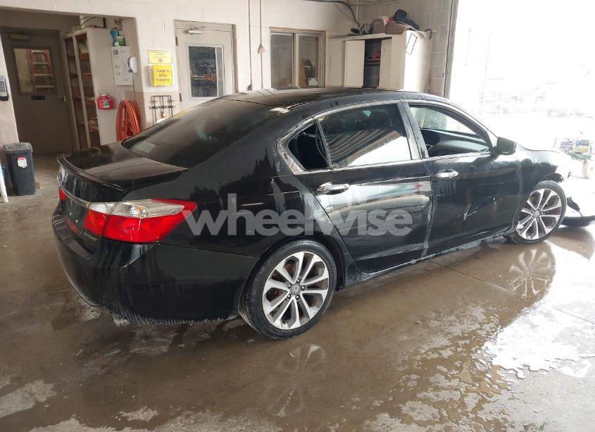 Photo 4 of 2014 Honda Accord SPORT (VIN 1HGCR2F53EA235495)