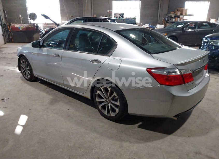 Photo 3 of 2014 Honda Accord SPORT (VIN 1HGCR2F53EA247677)