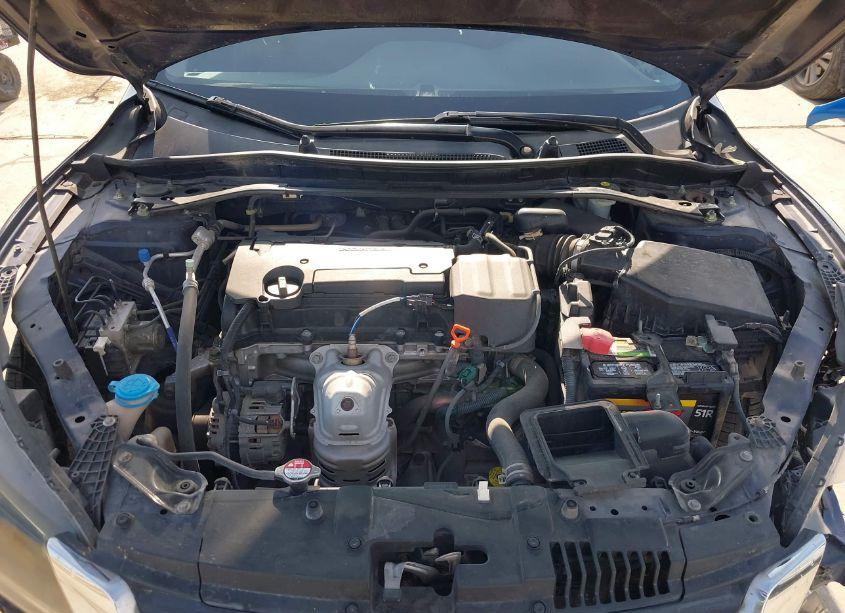 Photo 10 of 2015 Honda Accord SPORT (VIN 1HGCR2F53FA000743)