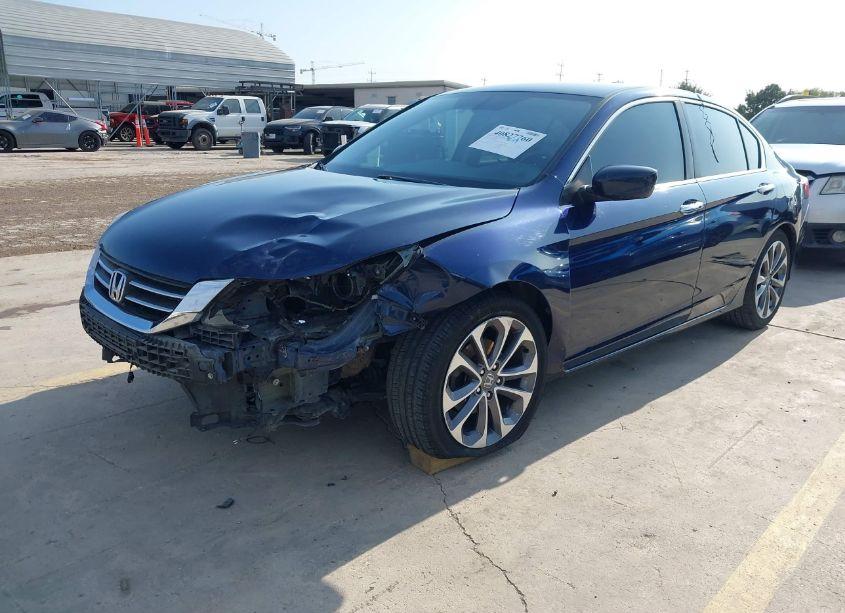 Photo 2 of 2015 Honda Accord SPORT (VIN 1HGCR2F53FA000743)