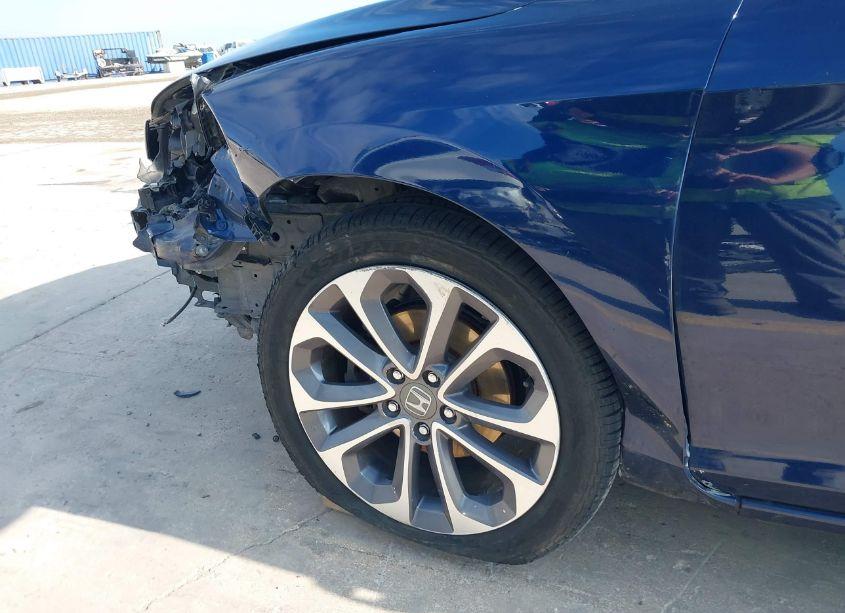 Photo 20 of 2015 Honda Accord SPORT (VIN 1HGCR2F53FA000743)