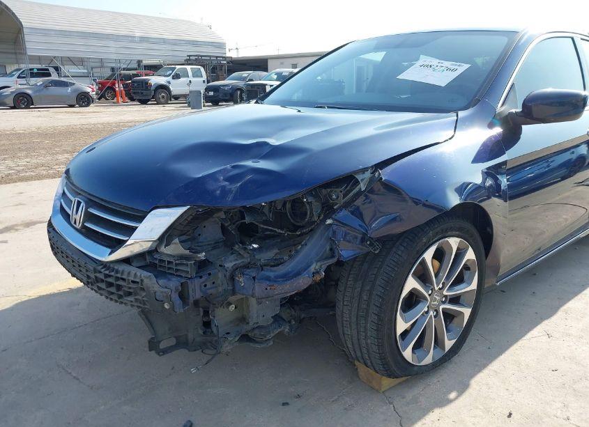 Photo 6 of 2015 Honda Accord SPORT (VIN 1HGCR2F53FA000743)