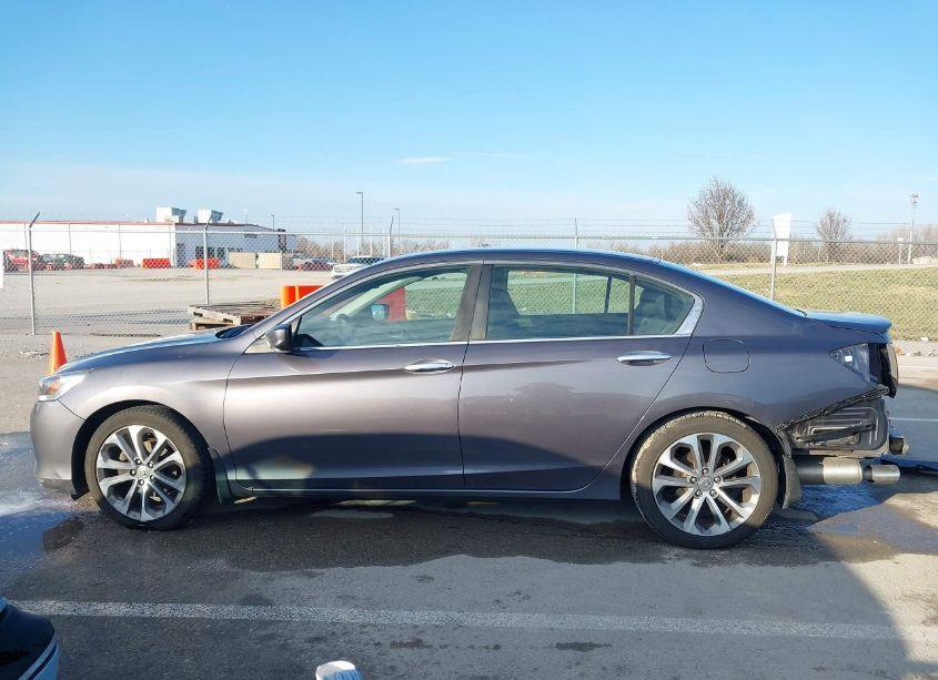 Photo 15 of 2015 Honda Accord SPORT (VIN 1HGCR2F53FA010950)