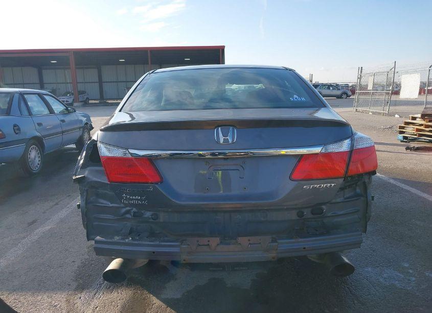 Photo 17 of 2015 Honda Accord SPORT (VIN 1HGCR2F53FA010950)