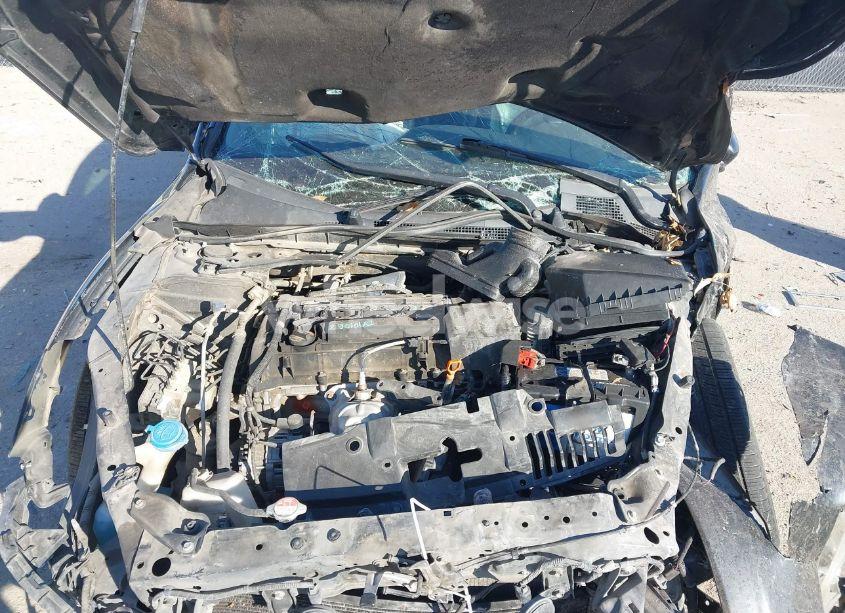 Photo 10 of 2015 Honda Accord SPORT (VIN 1HGCR2F53FA026582)