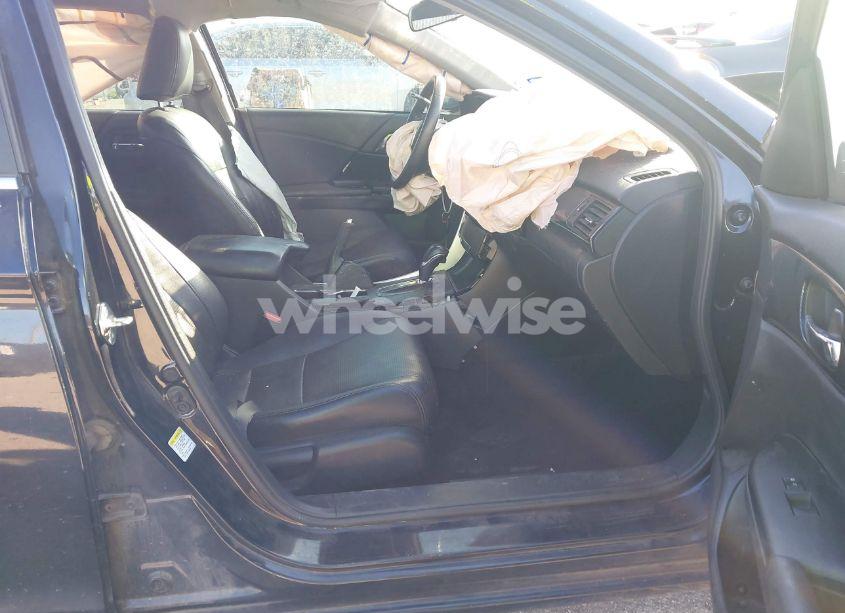 Photo 5 of 2015 Honda Accord SPORT (VIN 1HGCR2F53FA026582)