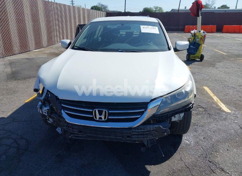 Photo 12 of 2015 Honda Accord SPORT (VIN 1HGCR2F53FA041700)