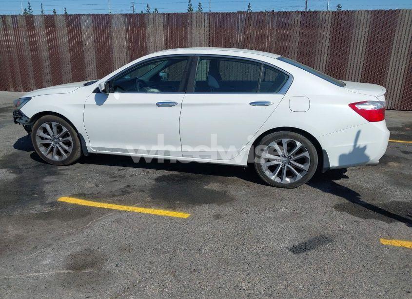 Photo 14 of 2015 Honda Accord SPORT (VIN 1HGCR2F53FA041700)