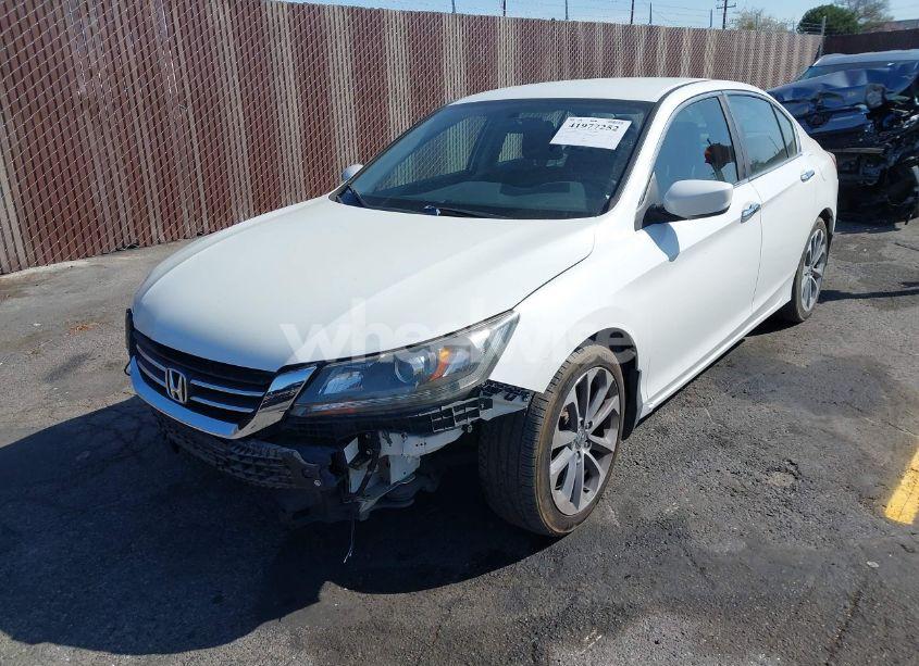 Photo 2 of 2015 Honda Accord SPORT (VIN 1HGCR2F53FA041700)