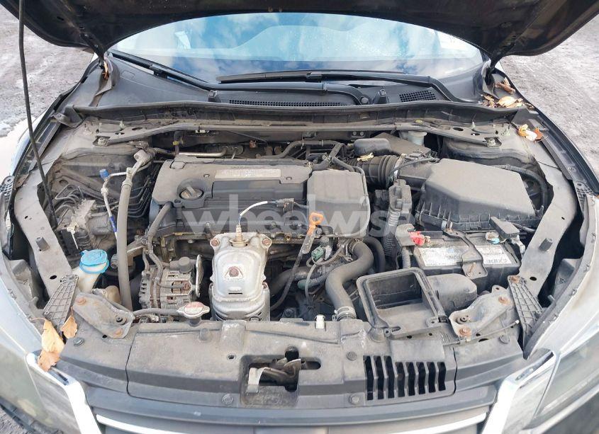 Photo 10 of 2015 Honda Accord SPORT (VIN 1HGCR2F53FA051725)