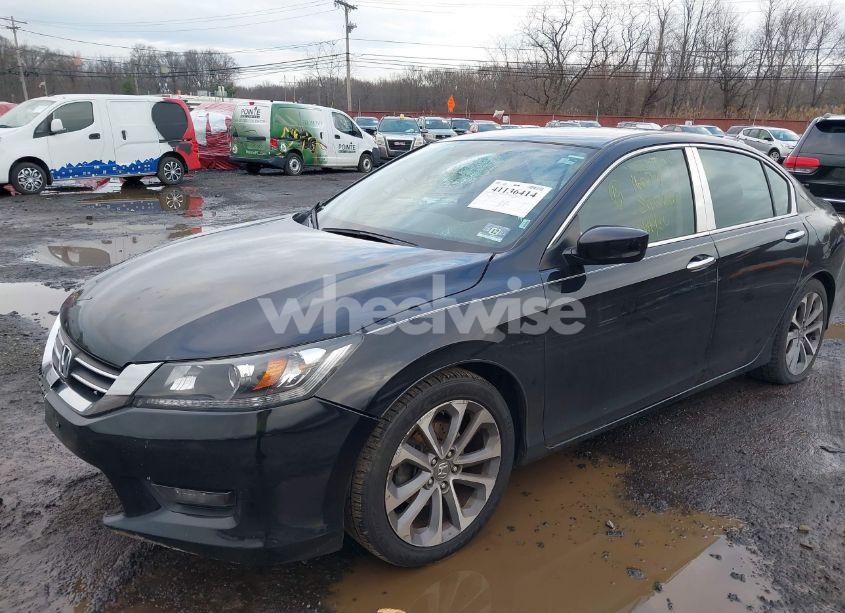 Photo 19 of 2015 Honda Accord SPORT (VIN 1HGCR2F53FA051725)